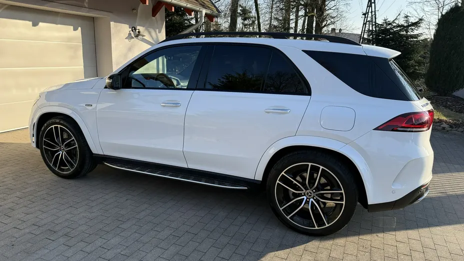 MERCEDES-BENZ GLE -
