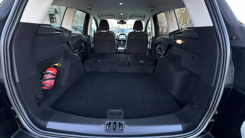 FORD Kuga -