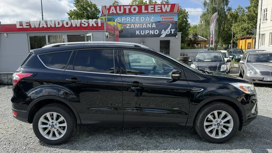 FORD Kuga -