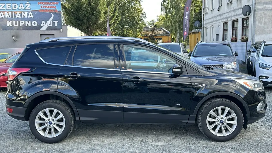 FORD Kuga -