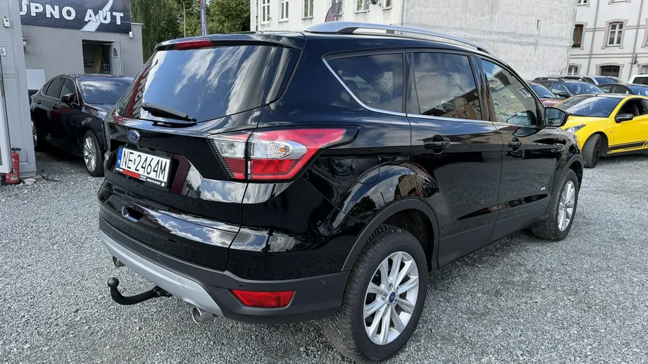 FORD Kuga -