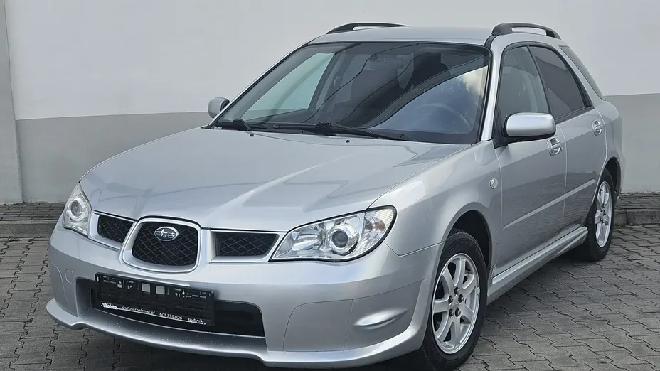 SUBARU Impreza -