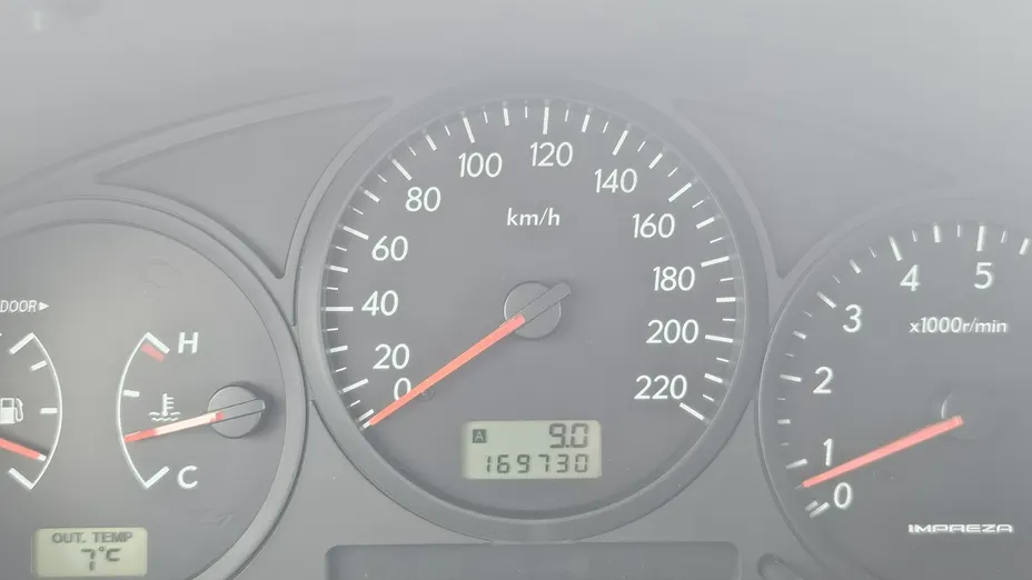 SUBARU Impreza -