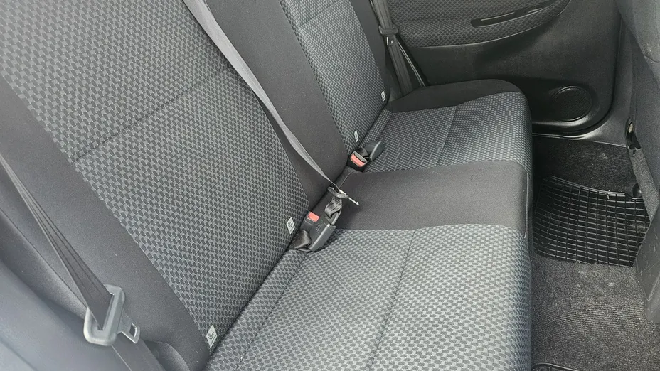 SUBARU Impreza -