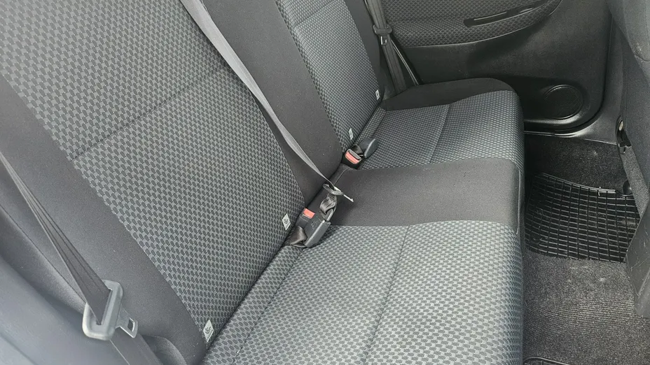 SUBARU Impreza -