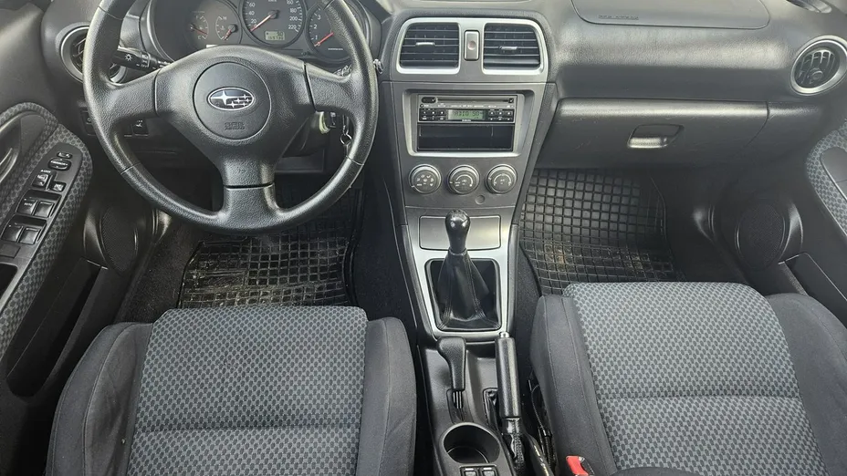 SUBARU Impreza -