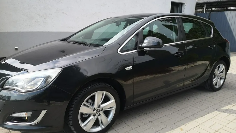 OPEL Astra -