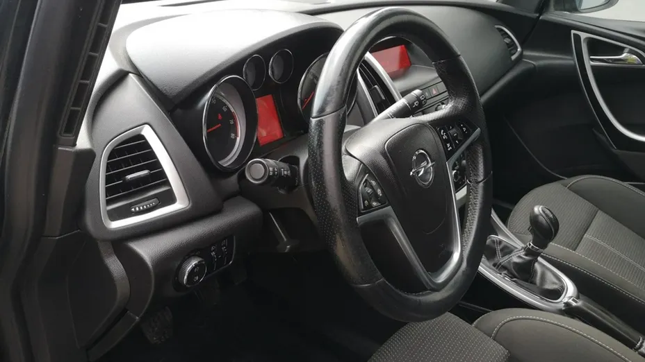 OPEL Astra -