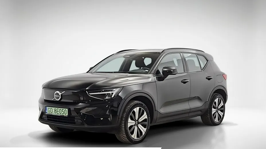 VOLVO XC40 -