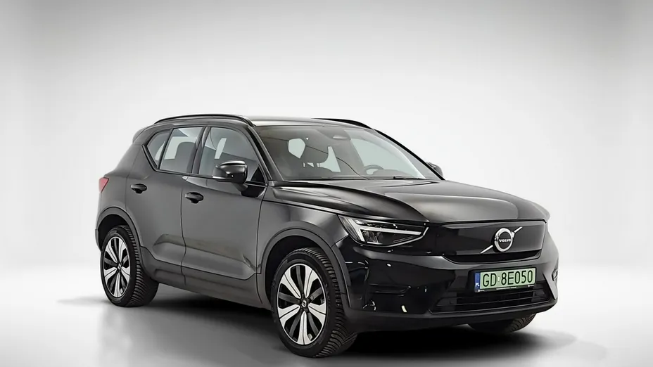 VOLVO XC40 -