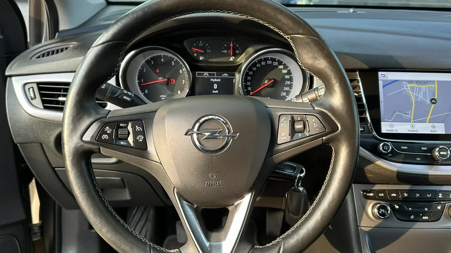 OPEL Astra -