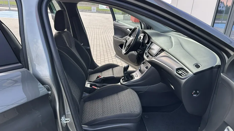 OPEL Astra -