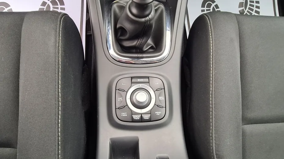 RENAULT Megane -