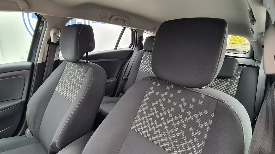 RENAULT Megane -