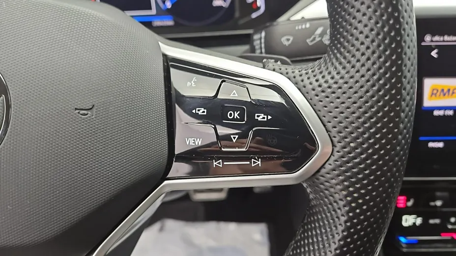 VOLKSWAGEN Arteon -