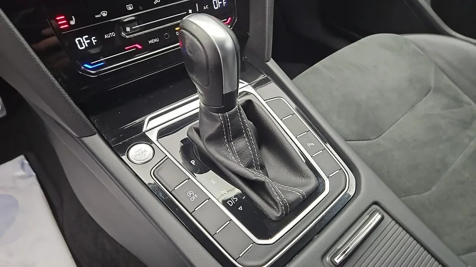VOLKSWAGEN Arteon -