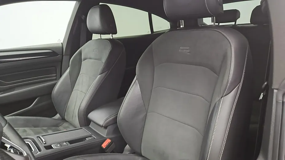 VOLKSWAGEN Arteon -