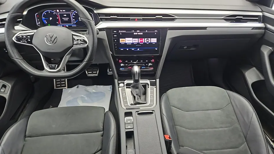 VOLKSWAGEN Arteon -