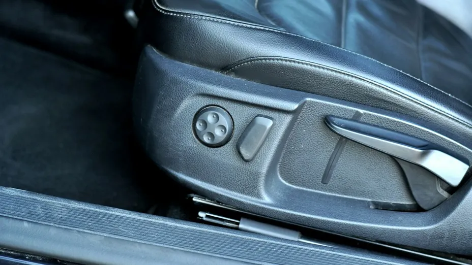VOLKSWAGEN Passat -