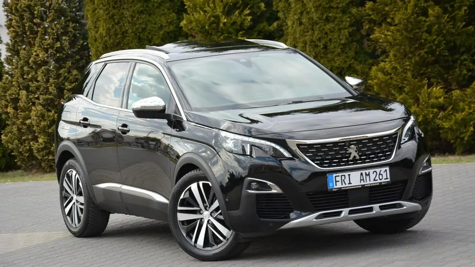 PEUGEOT 3008 -