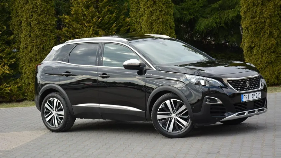 PEUGEOT 3008 -