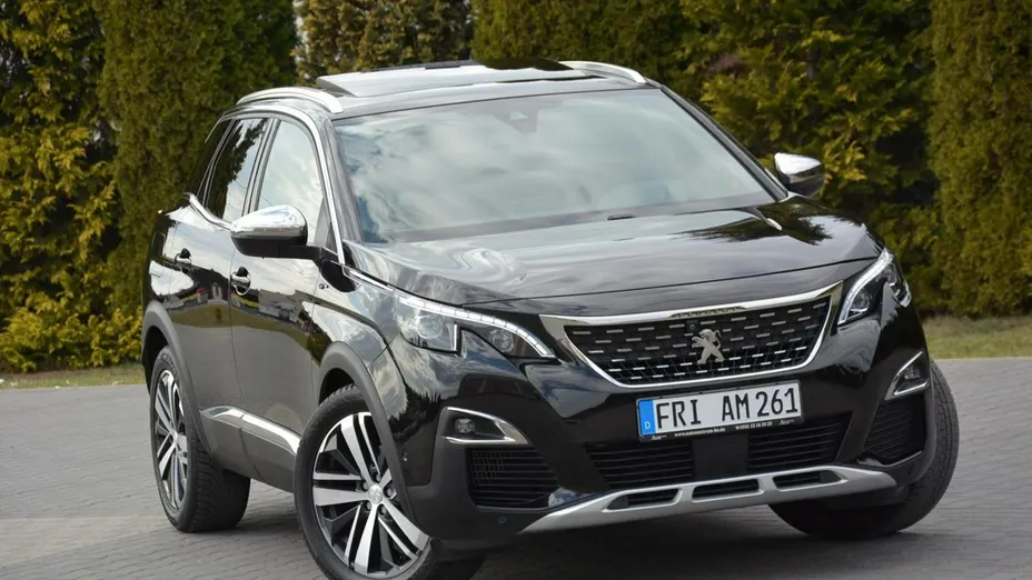 PEUGEOT 3008 -