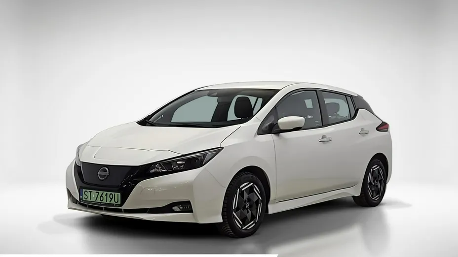 NISSAN Leaf -