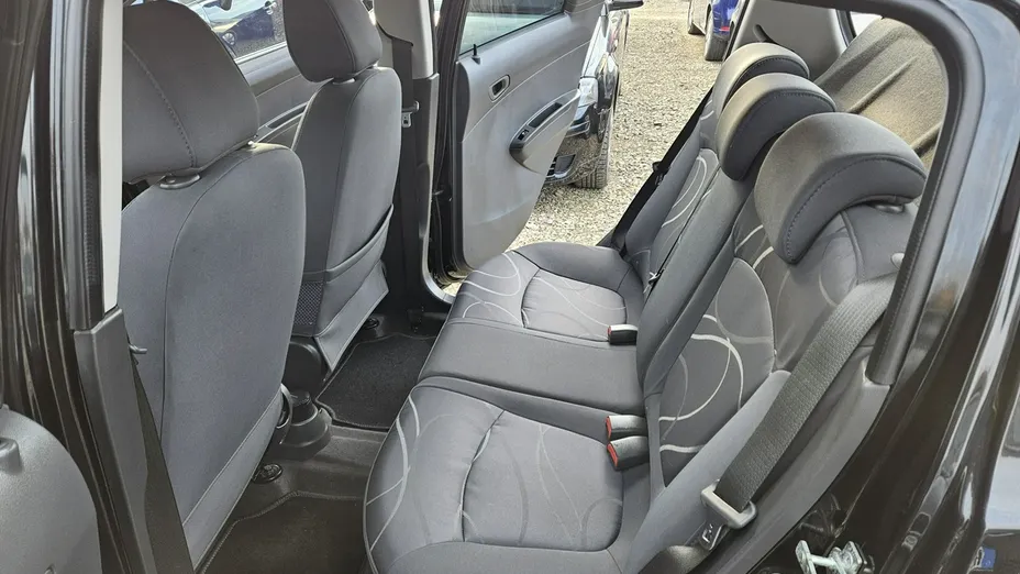 CHEVROLET Spark -