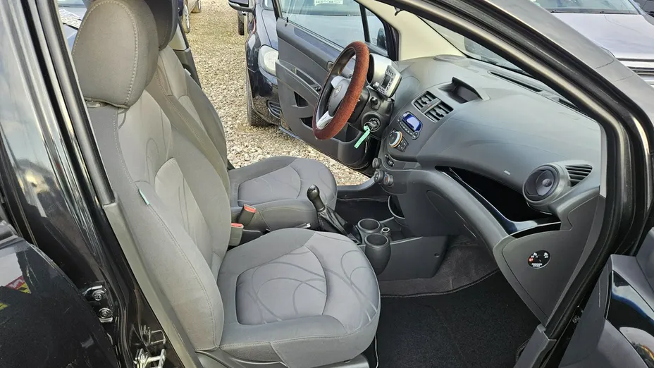 CHEVROLET Spark -