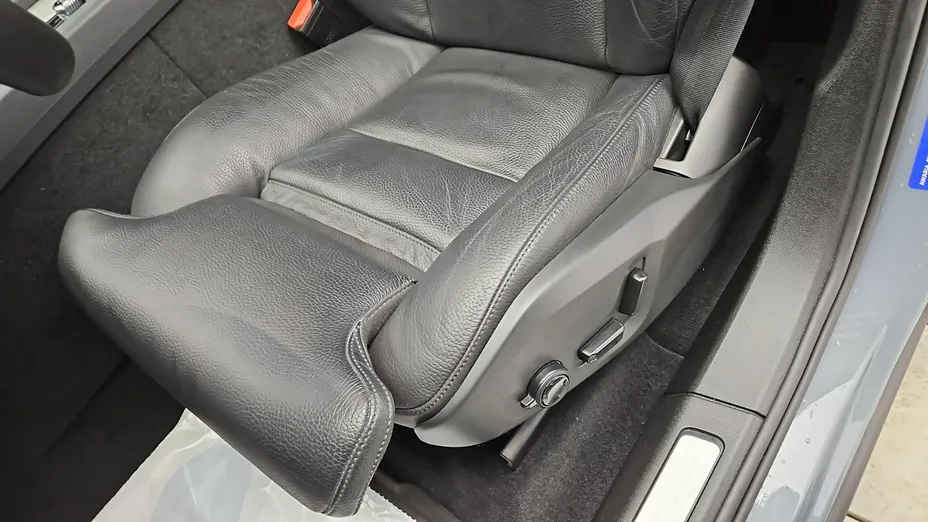 VOLVO XC60 -