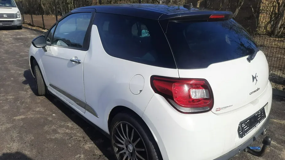 CITROEN DS3 -