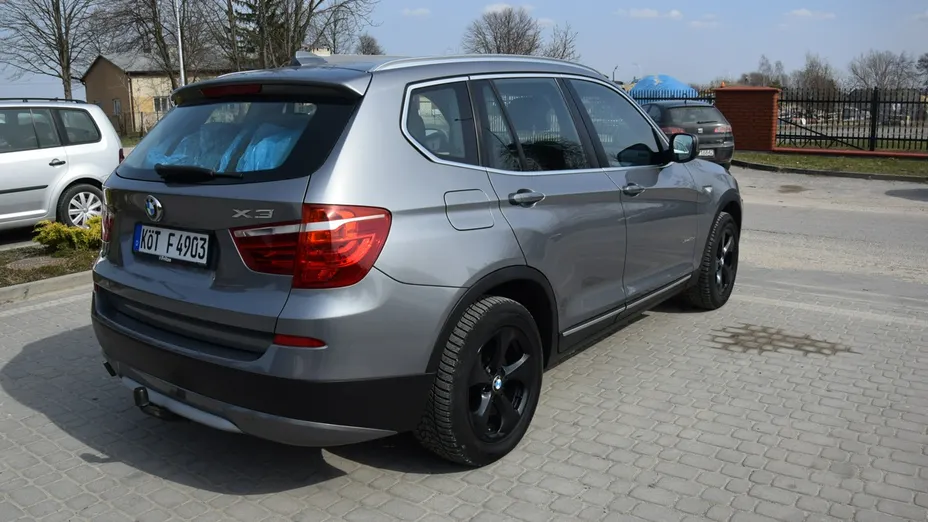 BMW X3 -