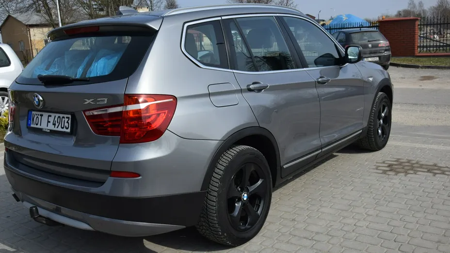 BMW X3 -
