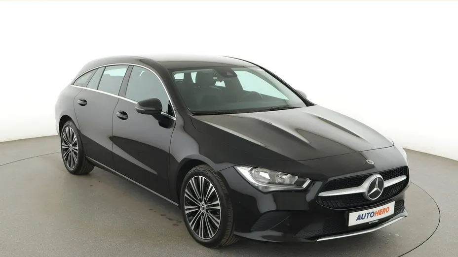 MERCEDES-BENZ CLA -