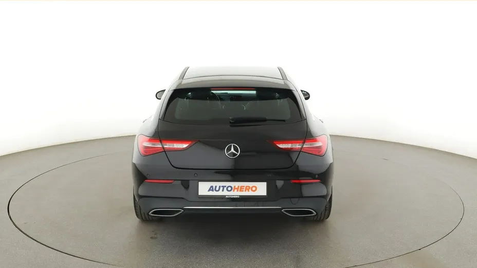 MERCEDES-BENZ CLA -