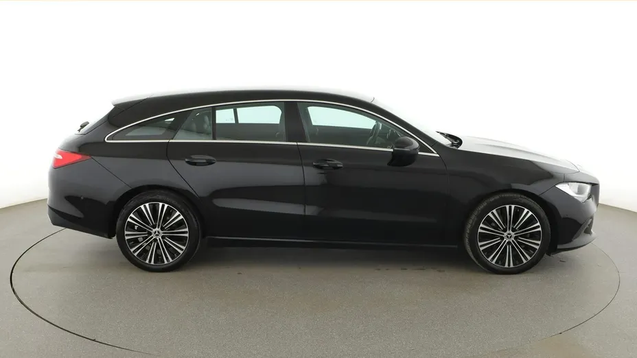 MERCEDES-BENZ CLA -