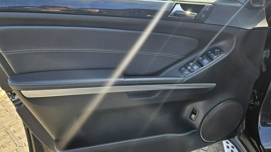 MERCEDES-BENZ GL -