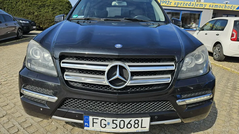 MERCEDES-BENZ GL -