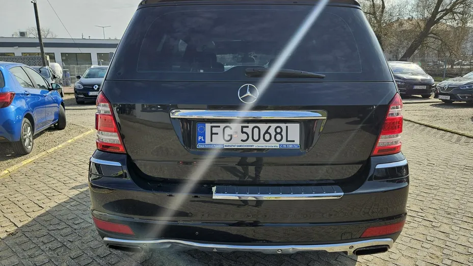 MERCEDES-BENZ GL -