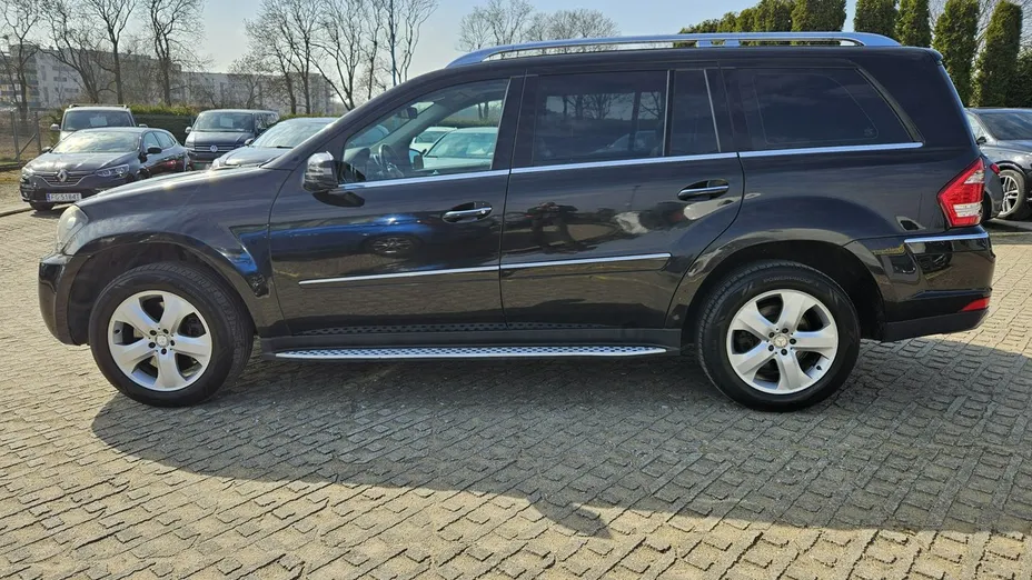MERCEDES-BENZ GL -