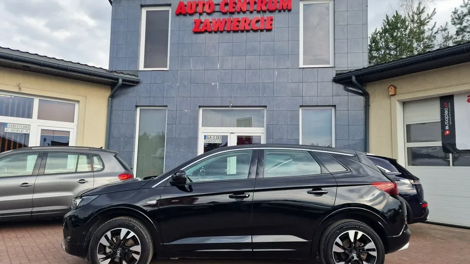 OPEL Grandland X -