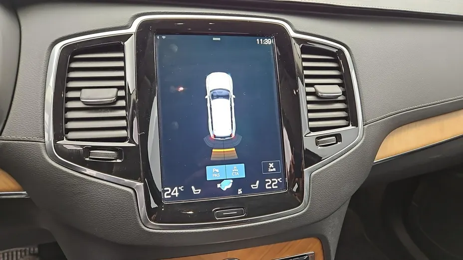 VOLVO XC90 -