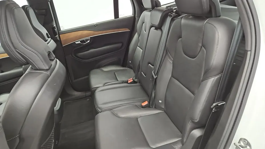 VOLVO XC90 -