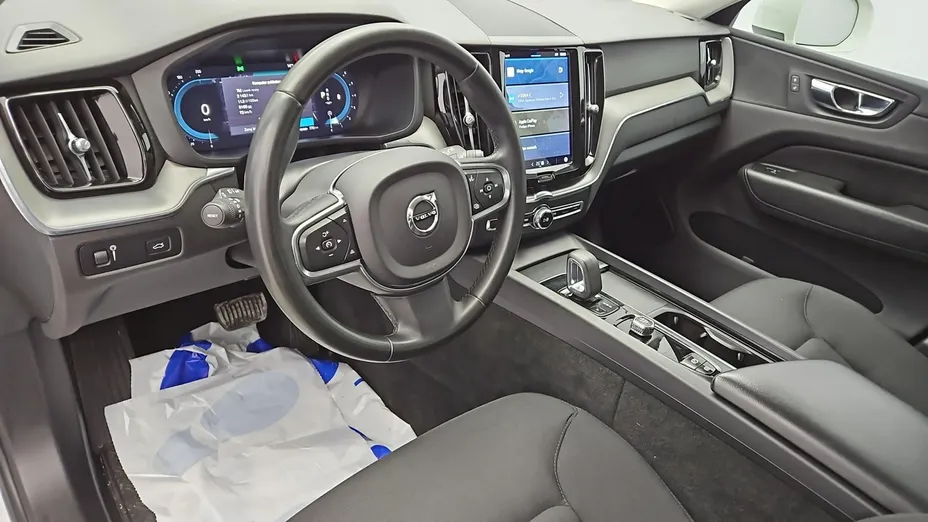 VOLVO XC60 -