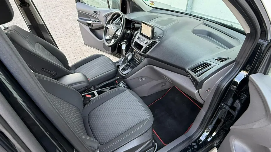 FORD Tourneo Connect -