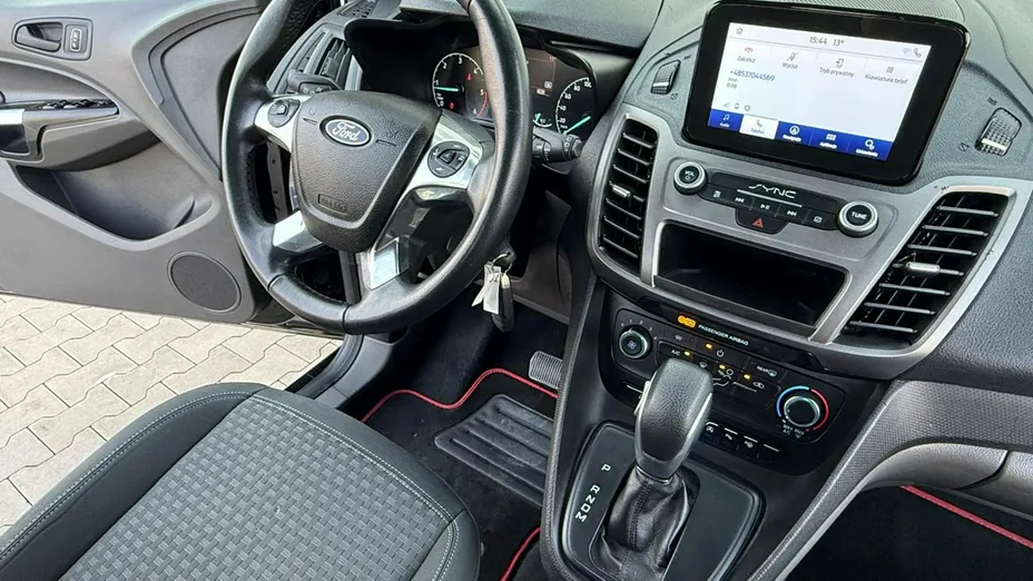 FORD Tourneo Connect -