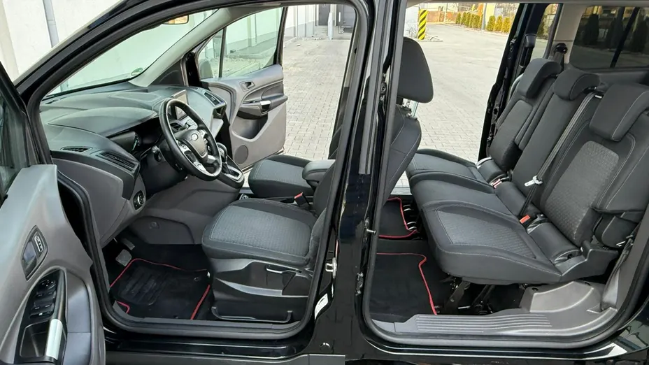 FORD Tourneo Connect -
