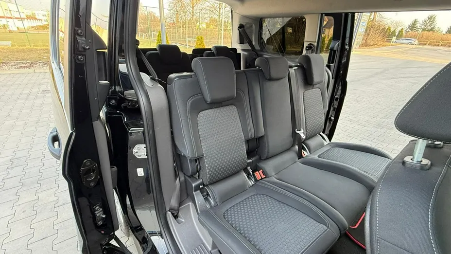 FORD Tourneo Connect -