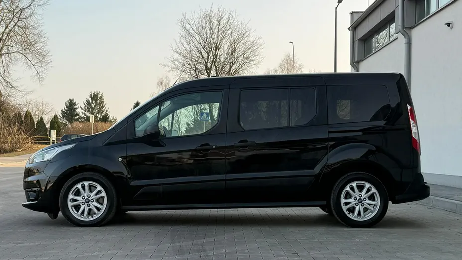 FORD Tourneo Connect -