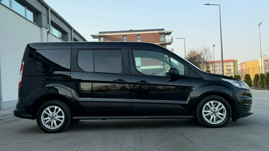 FORD Tourneo Connect -